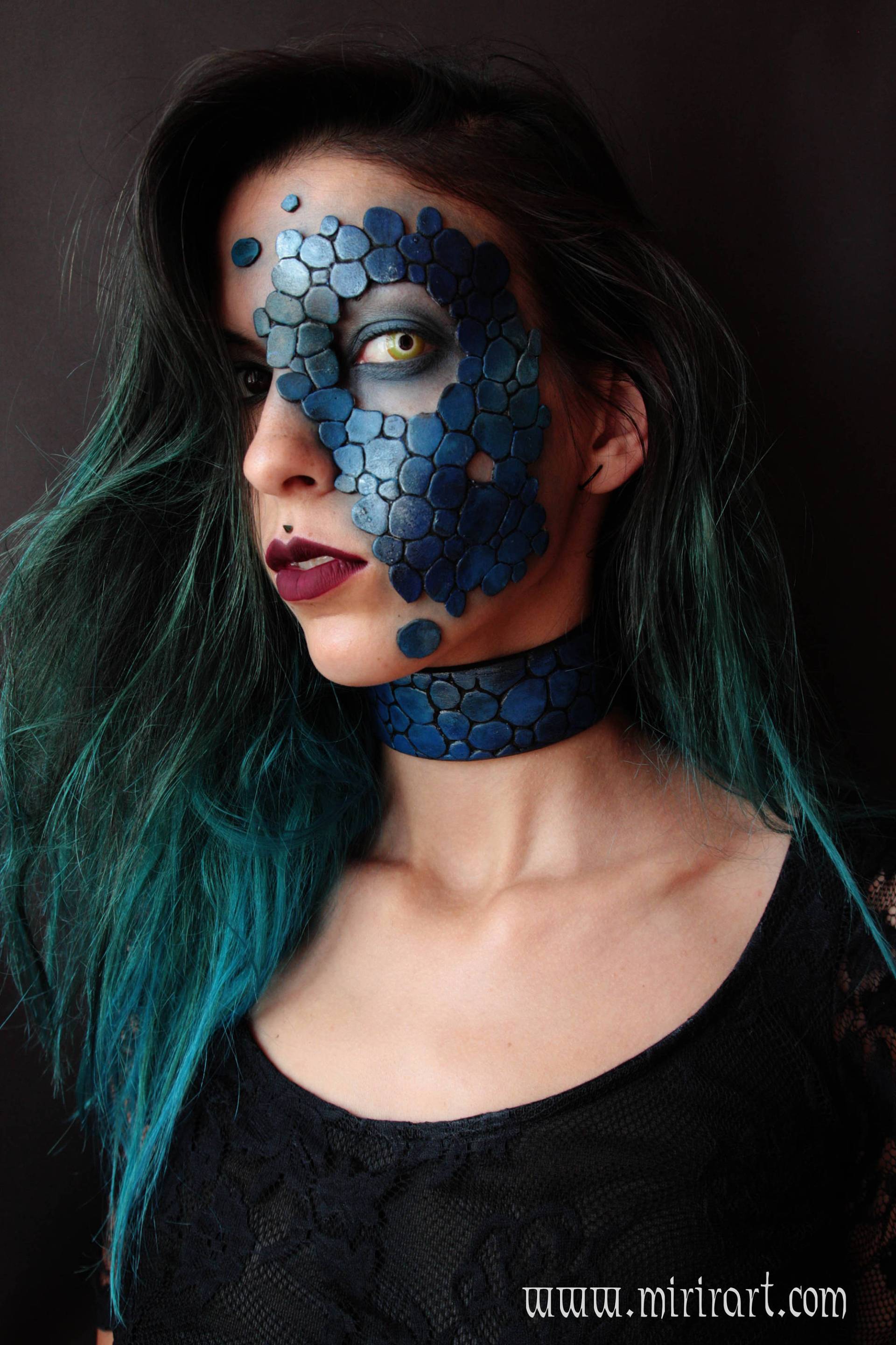 Drachenleder/Waage Maske - Meerjungfrau Kostüm Fantasy Kostüm, Perfekt Für Halloween, Larp, Karneval Halbgesichtsprothetik Eva Foam Drachenleder/Waage Maske - Meerjungfrau Kostüm Fantasy Kostüm, Perfekt Für Halloween, Larp, Karneval Halbgesichtsprothetik Eva Foam von MirirArtShop