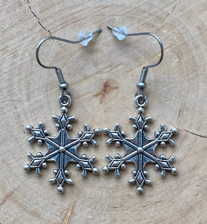 Ohrringe Schneeflocke Eiskristall Minimalistisch Groß Ohrringe Schneeflocke Eiskristall Minimalistisch Groß von MirisOhringe