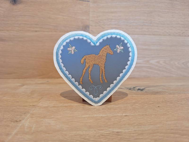 Kletti Herz Fohlen Pferd Klettpatch Button Reflektierend Blumen von MisSisELyLu