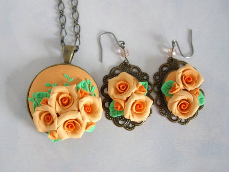 Polymer Clay Nacklace Und Ohrringe, Pfirsich Rose Halskette Floral Set Polymer Clay Nacklace Und Ohrringe, Pfirsich Rose Halskette Floral Set von MisakoBeads
