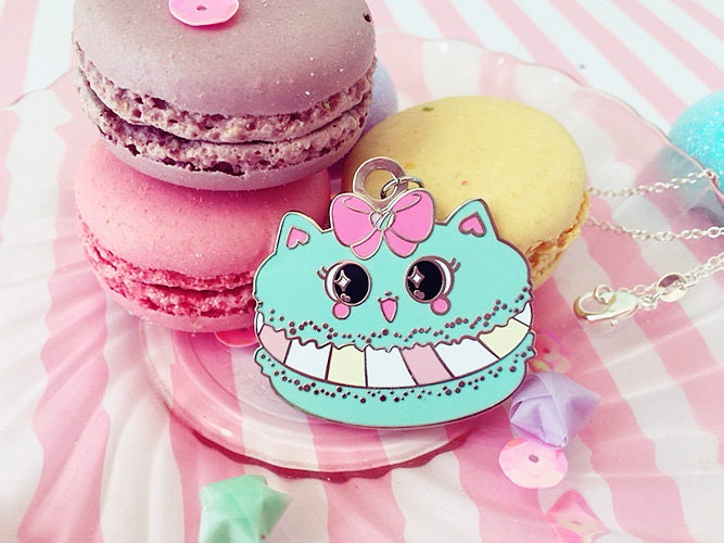 Katze Macaron Halskette Katze Macaron Halskette von MiseducatedShop
