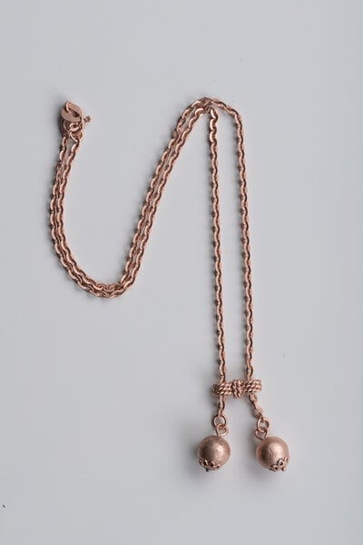 MishMish by WearPositive Unikat: Vintage Kette mit Kugeln, Roségold von MishMish by WearPositive