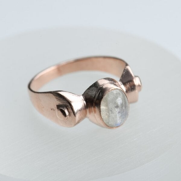 MishMish by WearPositive Vintage Unikat: Ring Mondstein von MishMish by WearPositive