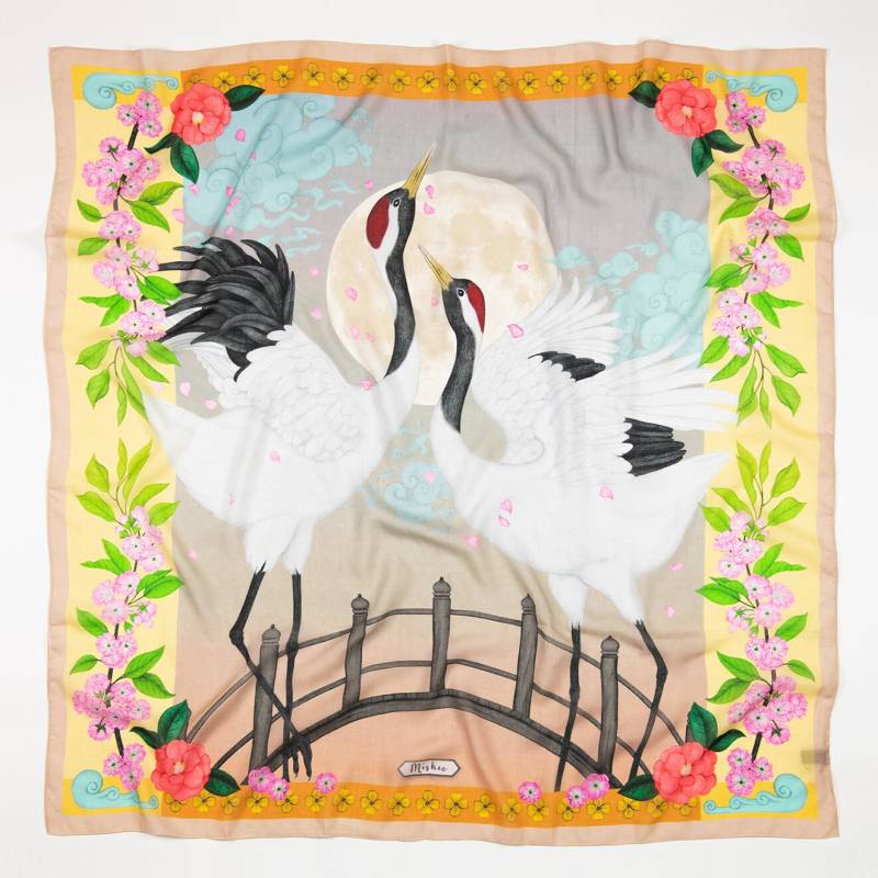 Vom Aussterben Bedrohte Kraniche Kirsch Zitrone Eco Conscious Illustration Art Schal von Misheo