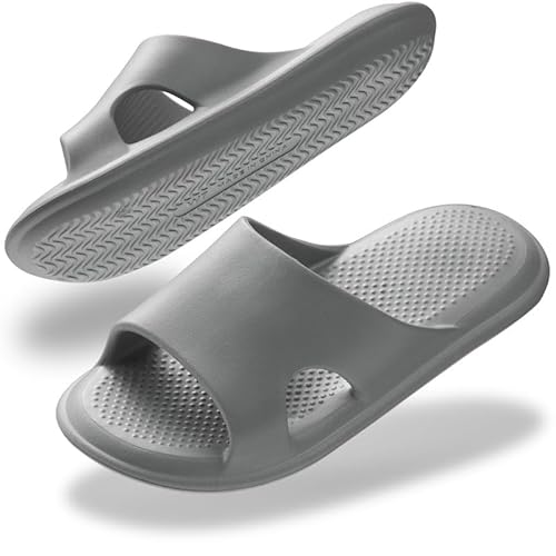 Misolin Badelatschen Damen Herren Badeschuhe Cozislides Wolke Hausschuhe Super Weich rutschfest Schlappen Cozy Cloudyzzz Pantoletten Sommer Quick Drying Shower Slides,Grau W10(40-41 EU) von Misolin
