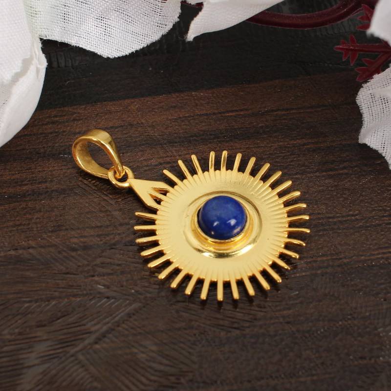 Designer Lapis Lazuli Chakra Anhänger Für Halskette von MisomaSantiago