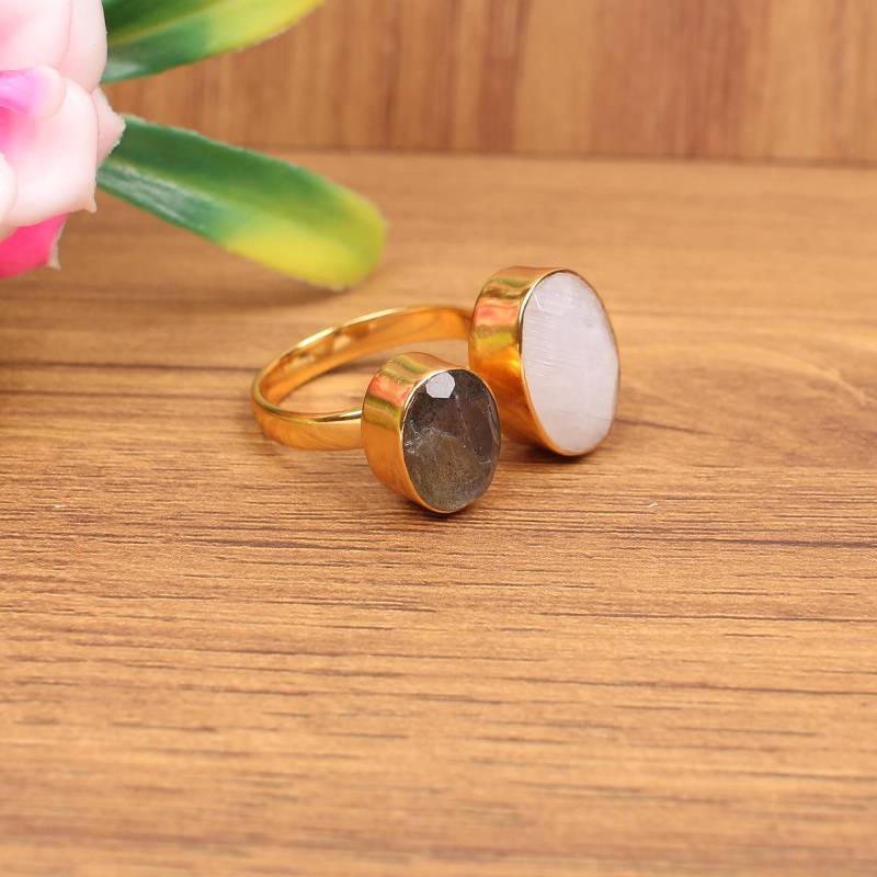 Multi Stein Ring, Mondstein & Labradorit Regenbogen Feuer Verstellbarer Messingring, Herrlicher Ring von MisomaSantiago