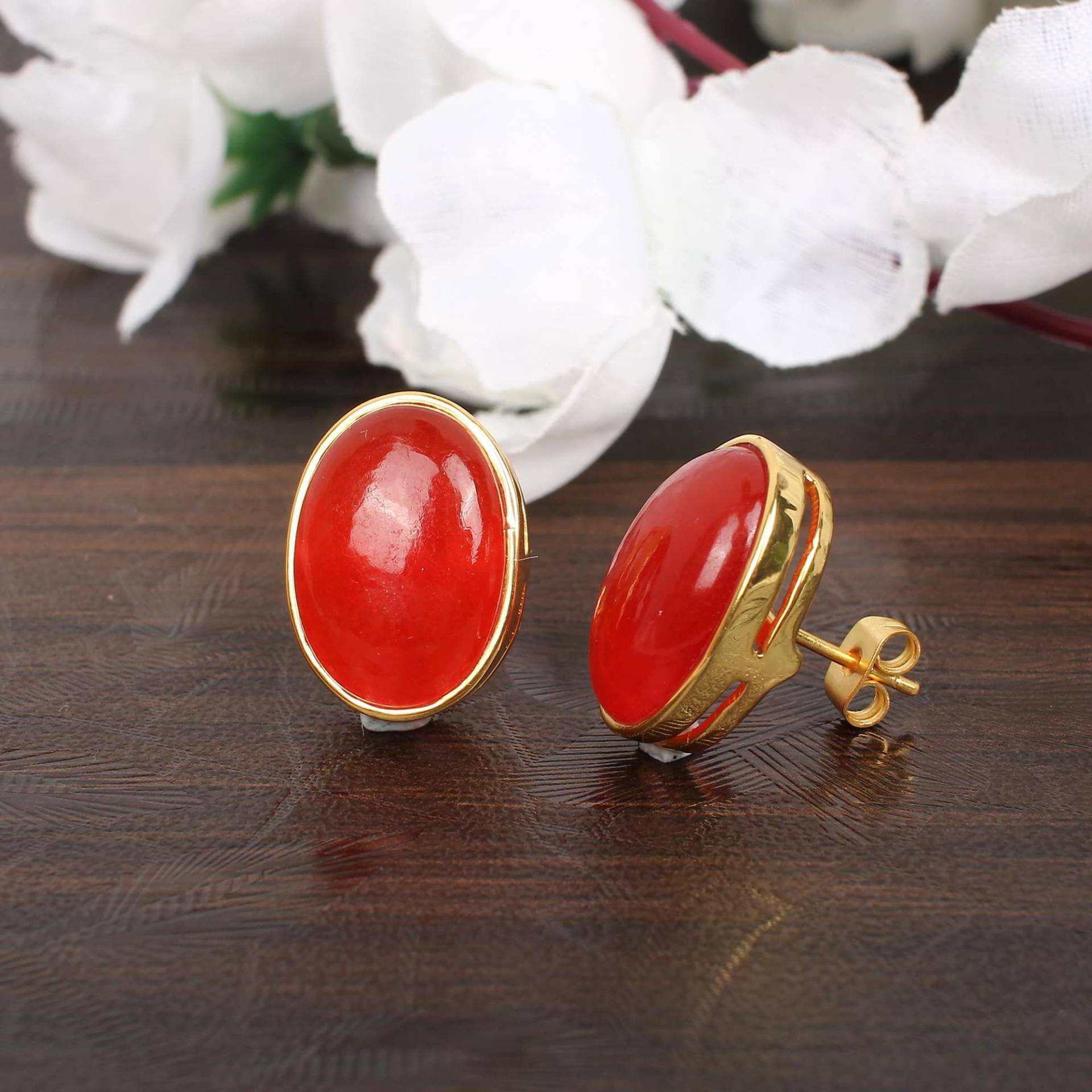 Rote Jade Edelstein Ohrstecker, Handgemachte Oval Jubiläumsgeschenk, Vergoldete Simpleearrings, Mom Geschenke, Geschenk Für Sie von MisomaSantiago