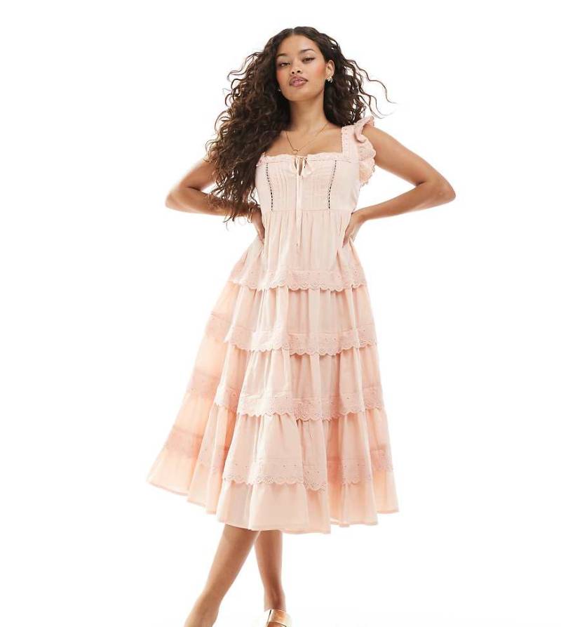 Miss Selfridge Petite - Babydoll-Midikleid in Pfirsich mit Spitzenbesatz und Lochmuster-Gelb von Miss Selfridge Petite