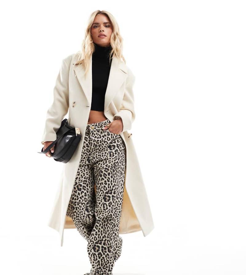 Miss Selfridge Petite - Eleganter Wickelmantel in Creme mit Gürtel-Weiß von Miss Selfridge Petite