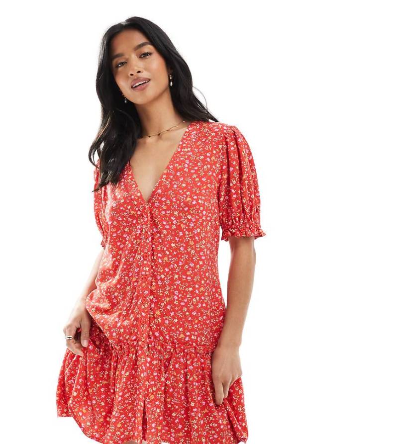 Miss Selfridge Petite - Hängerkleid aus gesponnenem Material in Rot mit Blümchenmuster von Miss Selfridge Petite