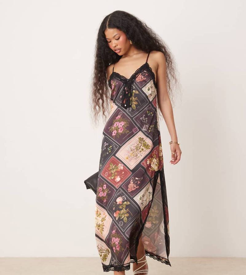 Miss Selfridge Petite - Maxikleid mit Patchwork-Muster-Bunt von Miss Selfridge Petite