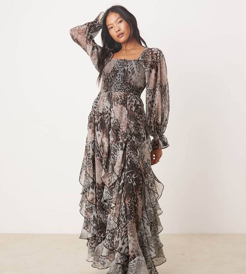 Miss Selfridge Petite - Maxikleid mit Rüschensaum und Tierfellmuster-Bunt von Miss Selfridge Petite