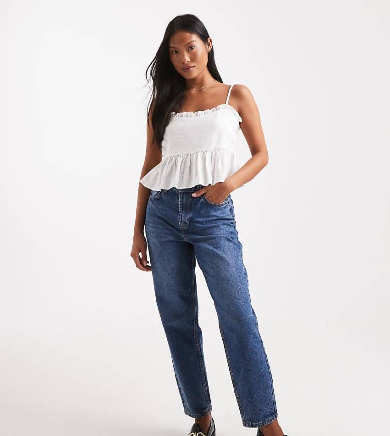 Miss Selfridge Petite - Mom-Jeans mit Waschung in Blau von Miss Selfridge Petite