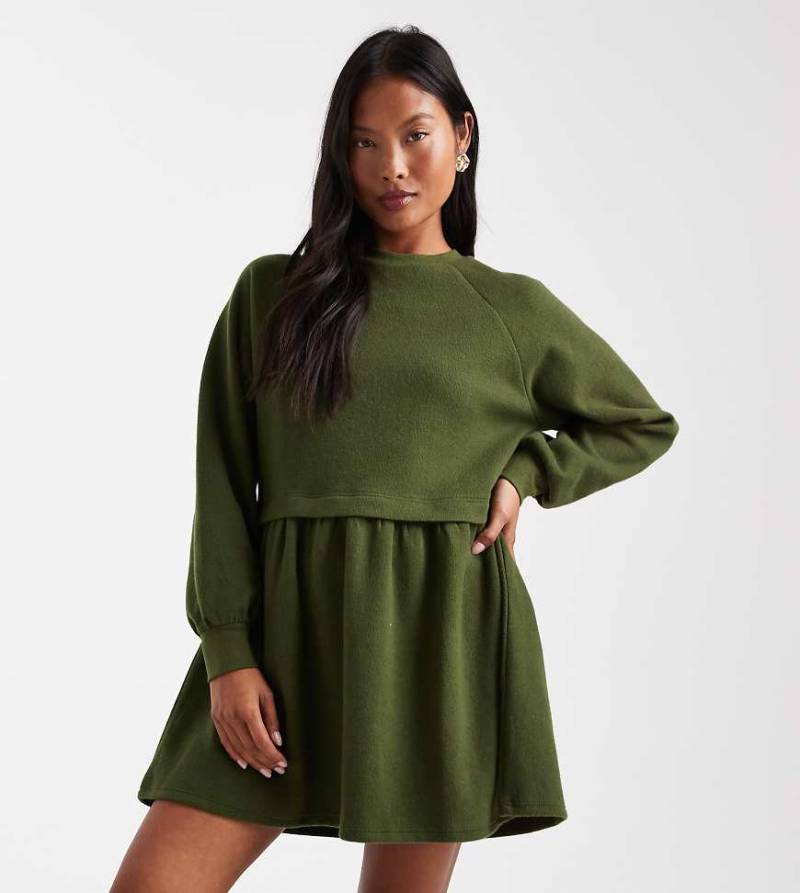 Miss Selfridge Petite - Superweiches, angerautes Hängerkleid in Olivgrün-Bunt von Miss Selfridge Petite