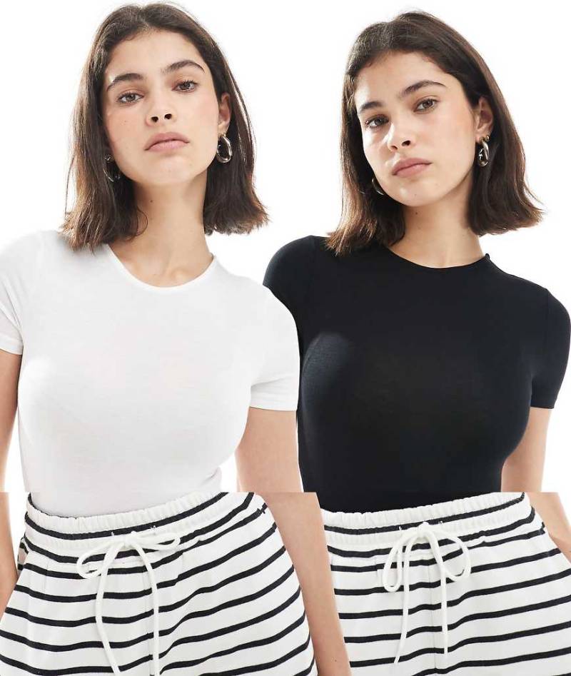 Miss Selfridge - 2er-Pack kurzärmlige Bodys-Bunt Miss Selfridge - 2er-Pack kurzärmlige Bodys-Bunt von Miss Selfridge