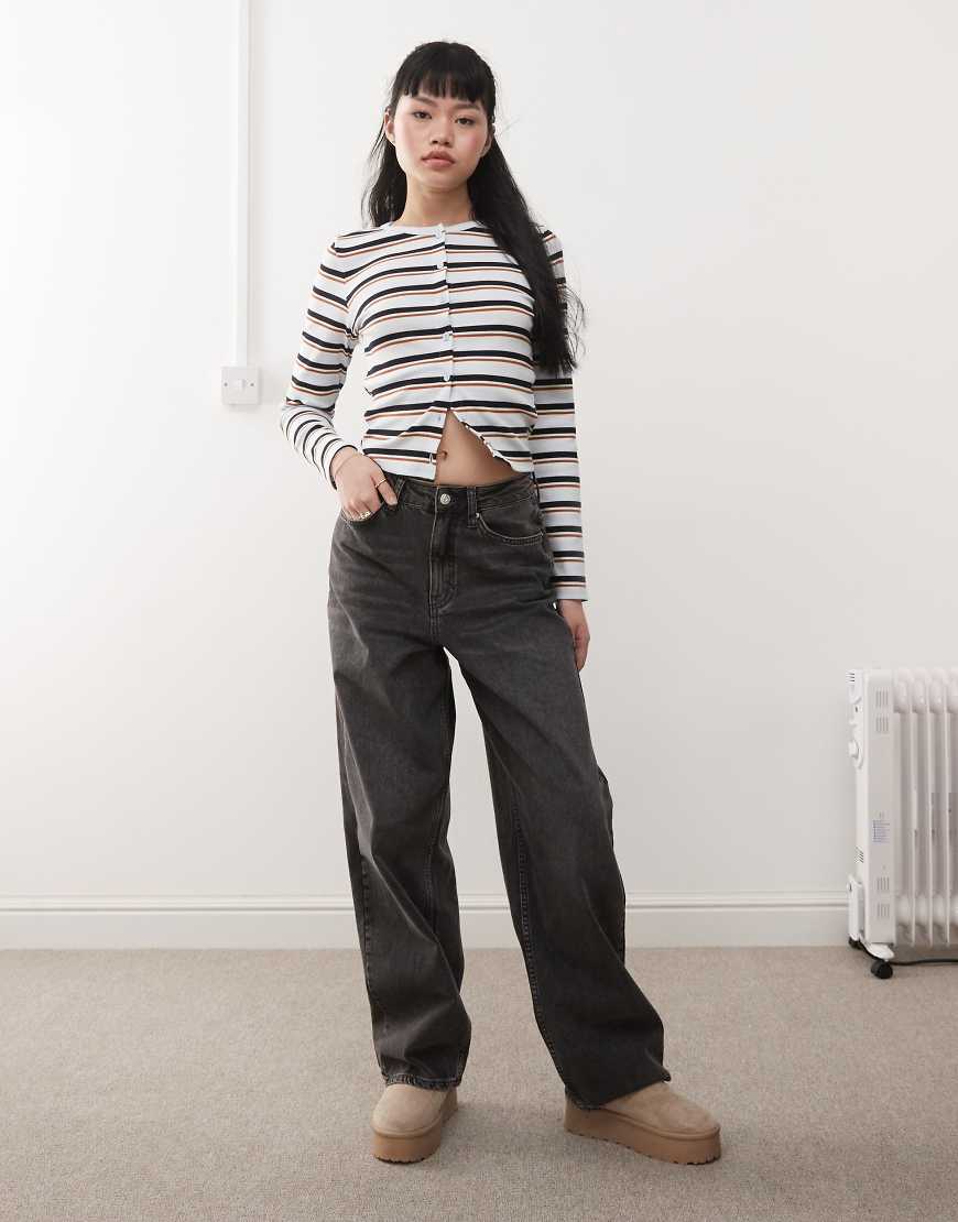Miss Selfridge - Baggy-Jeans in heller Waschung in Schwarz von Miss Selfridge