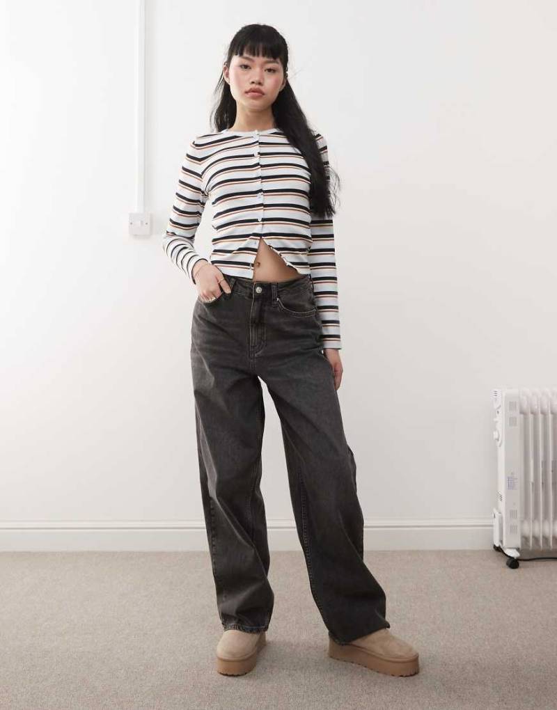 Miss Selfridge - Baggy-Jeans in heller Waschung in Schwarz von Miss Selfridge