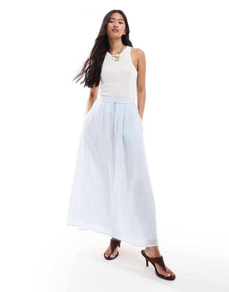 Miss Selfridge - Blau gestreifter Maxirock-Rot von Miss Selfridge