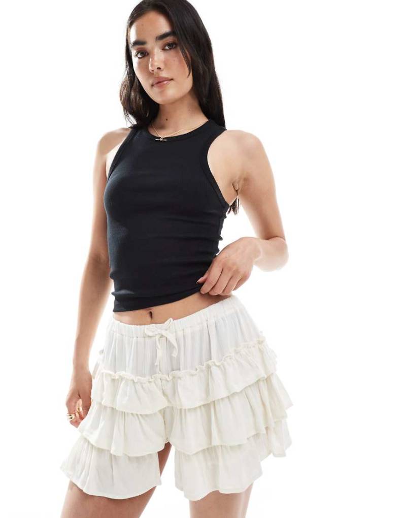 Miss Selfridge - Bloomer-Shorts in Ecru-Weiß von Miss Selfridge