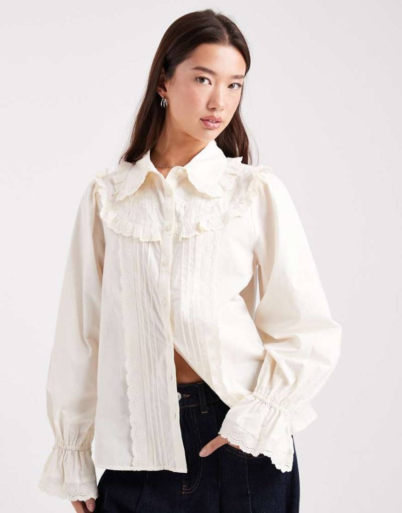 Miss Selfridge - Bluse aus Popeline in Creme mit Stickerei-Weiß von Miss Selfridge