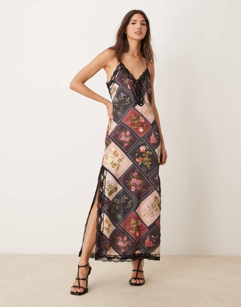Miss Selfridge - Camisole-Maxikleid mit Patchwork-Print und Spitzendetail-Bunt von Miss Selfridge