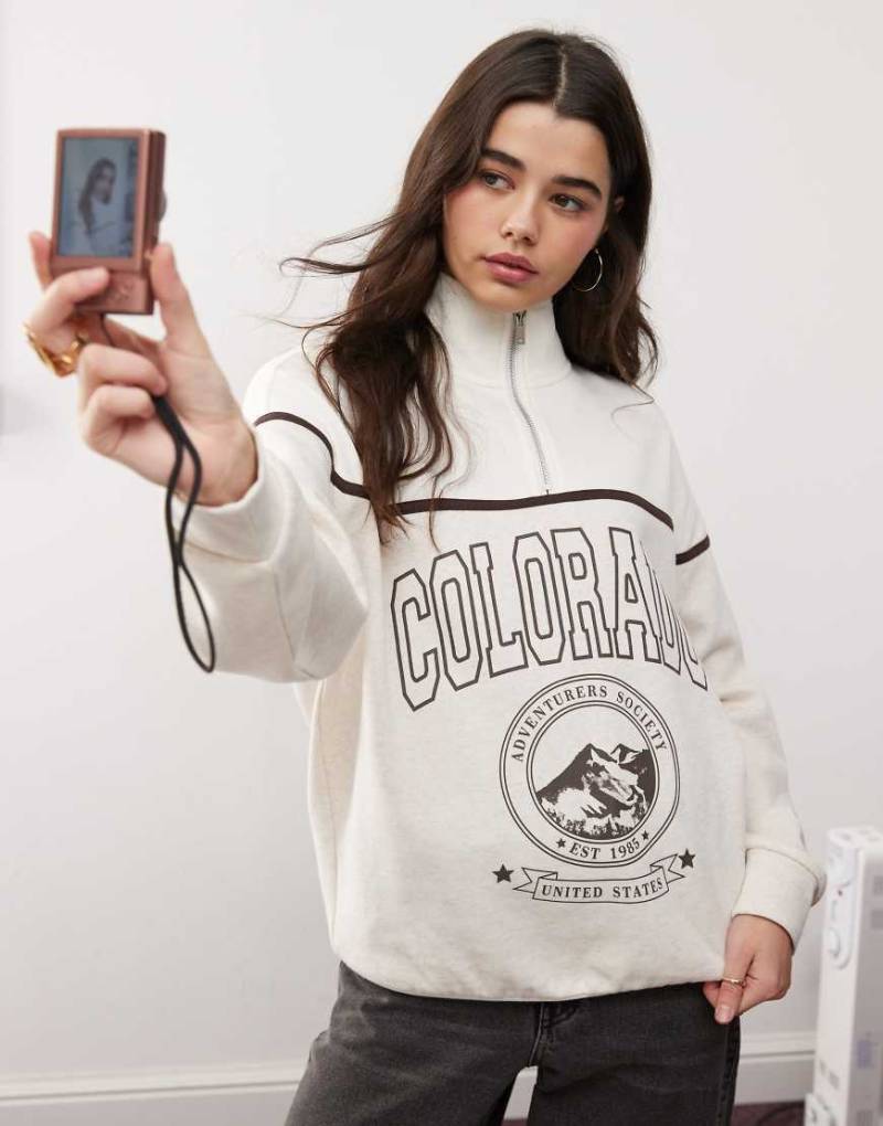 Miss Selfridge - Colorado - Sweatshirt mit kurzem Reißverschluss-Bunt von Miss Selfridge