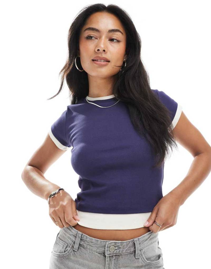 Miss Selfridge - Doppellagiges T-Shirt in Marineblau von Miss Selfridge