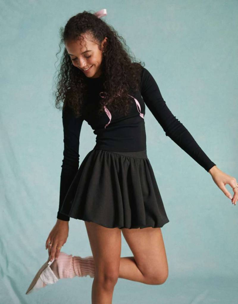 Miss Selfridge - Eleganter, kurzer Ballonrock in Anthrazit-Grau von Miss Selfridge