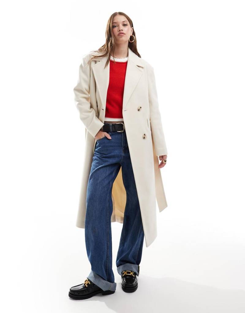 Miss Selfridge - Eleganter Wickelmantel in Creme mit Gürtel-Weiß von Miss Selfridge