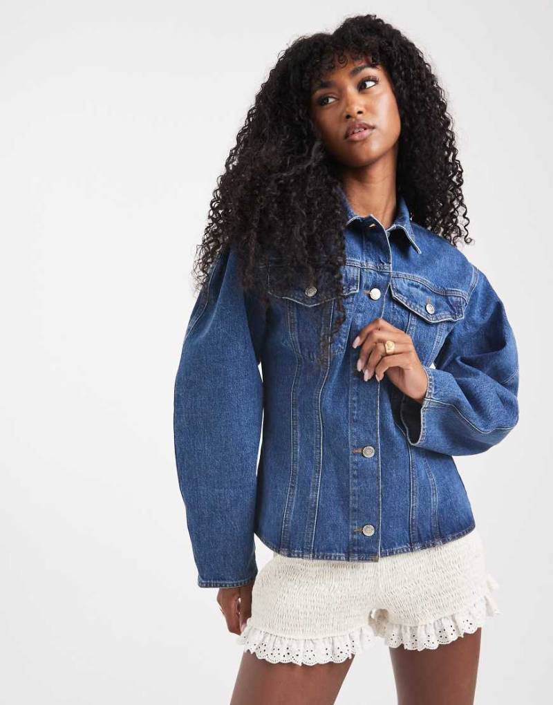 Miss Selfridge - Eng anliegendes Jeanshemd mit Korsettdetail in mittlerer Waschung-Blau von Miss Selfridge