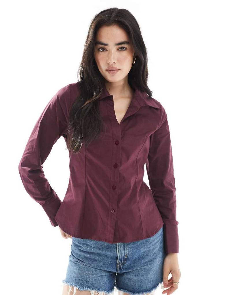 Miss Selfridge - Figurbetonte Hemdbluse aus Popeline in Feigenlila von Miss Selfridge