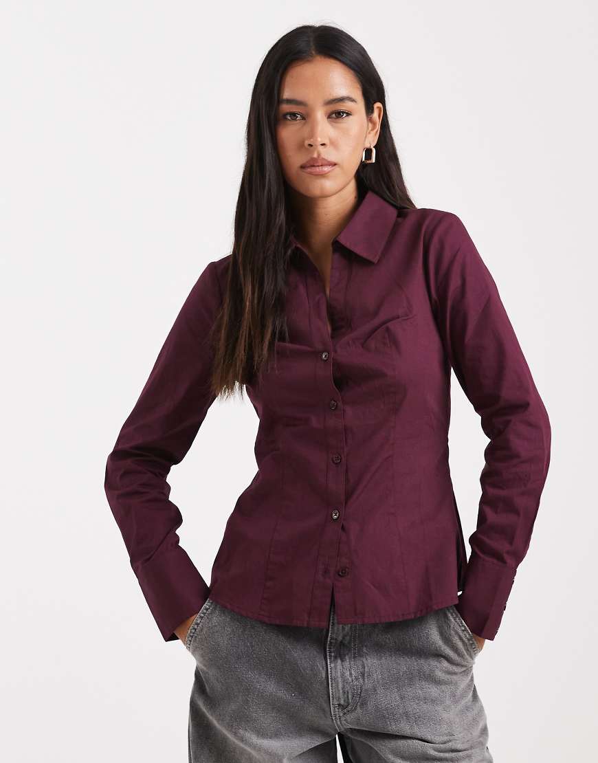 Miss Selfridge - Figurbetonte Popeline-Hemdbluse in Feige-Weiß von Miss Selfridge