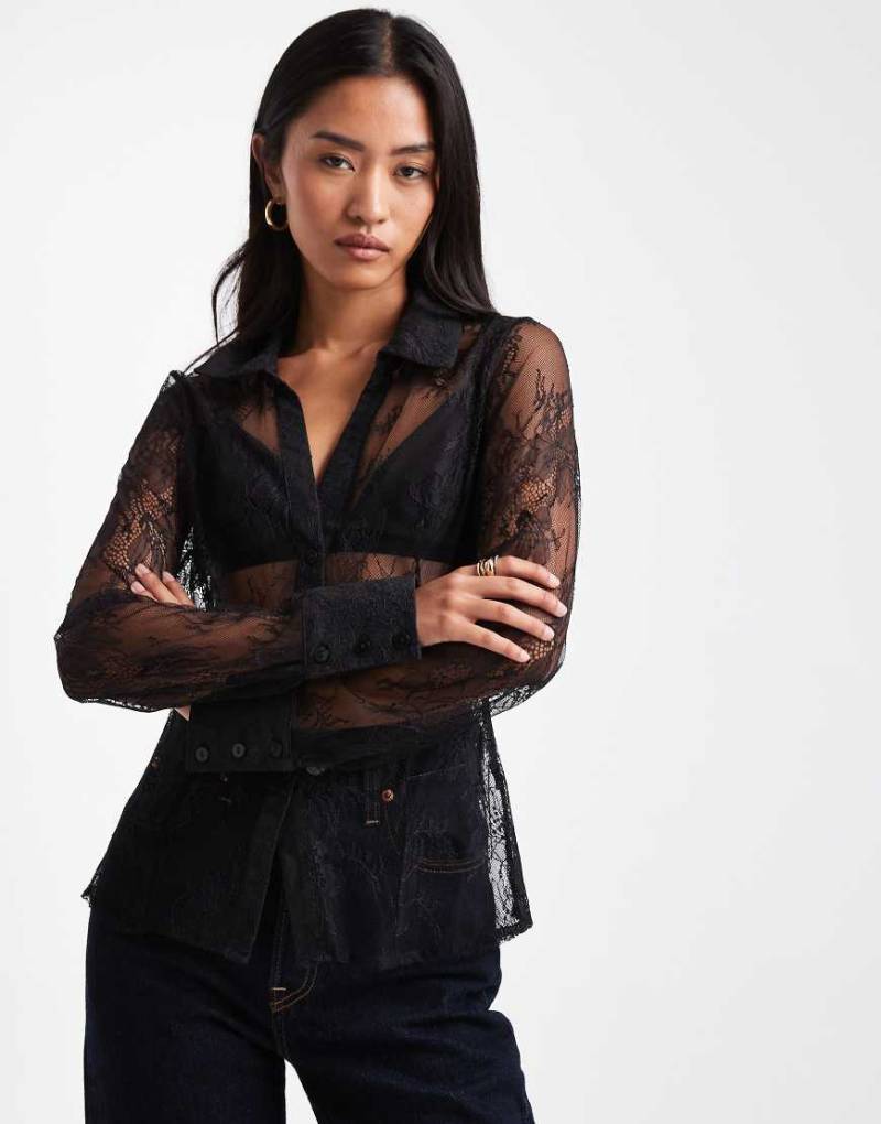 Miss Selfridge - Figurbetontes Spitzenhemd in Schwarz von Miss Selfridge