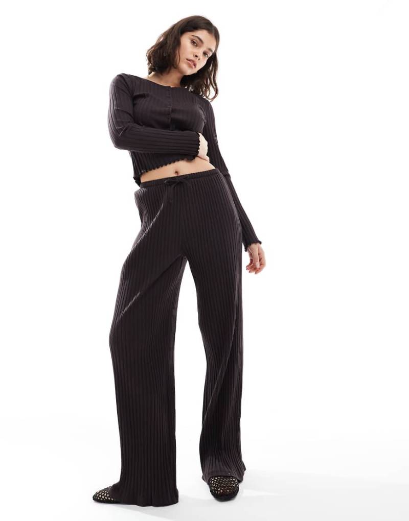 Miss Selfridge - Gerippte Hose mit weitem Bein in Schokobraun-Brown von Miss Selfridge