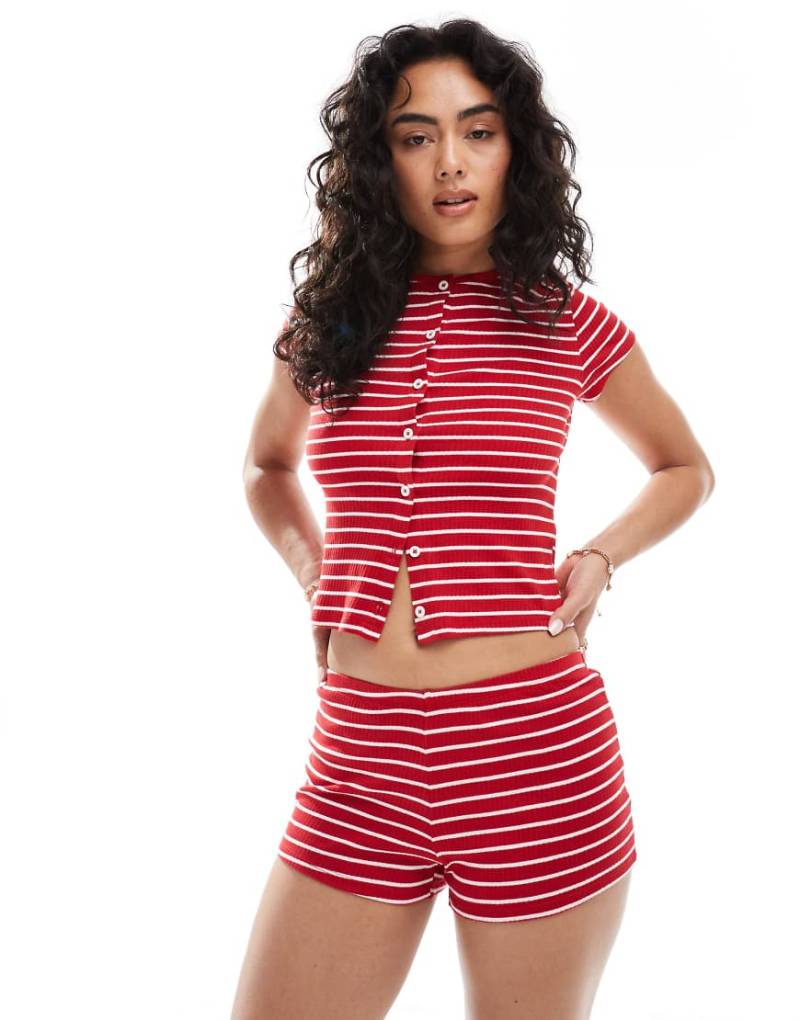 Miss Selfridge - Gerippte Micro-Shorts mit Streifen-Bunt von Miss Selfridge