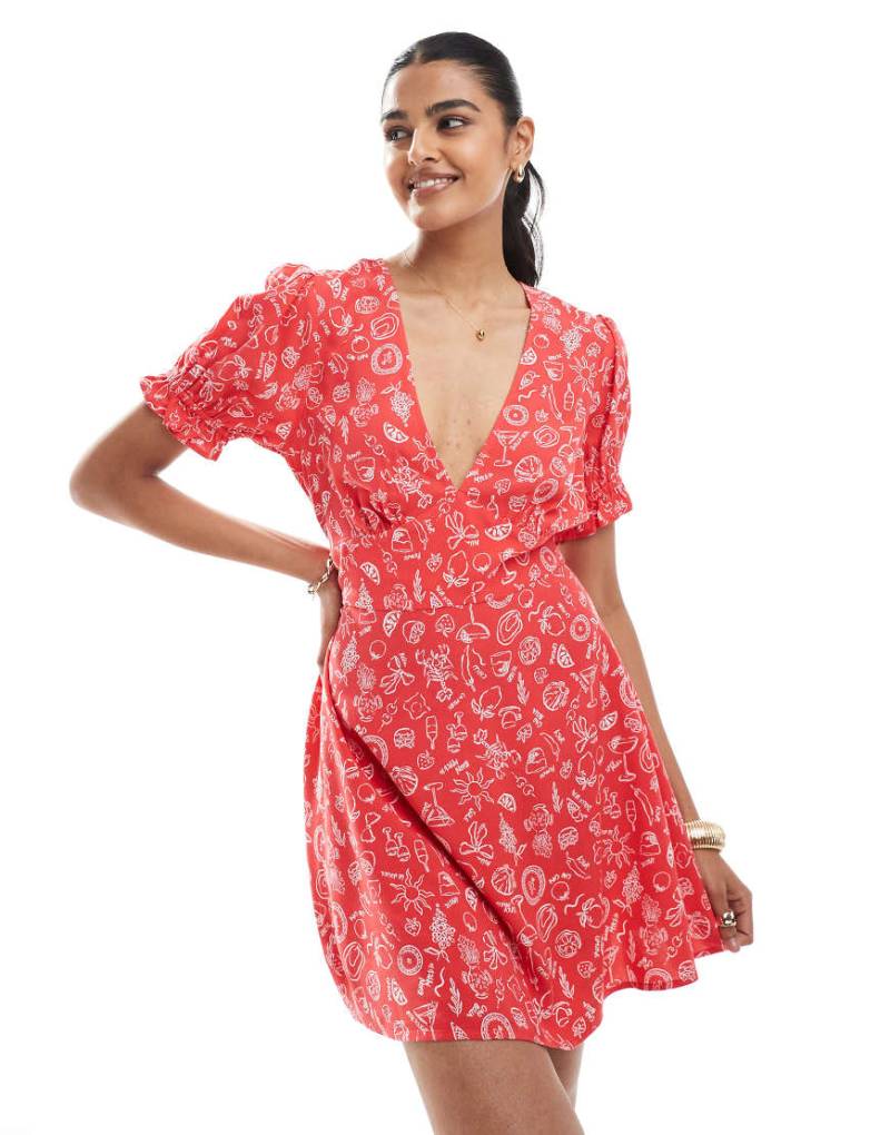 Miss Selfridge - Gesponnenes Mini-Freizeitkleid in Rot mit Urlaubsmuster von Miss Selfridge