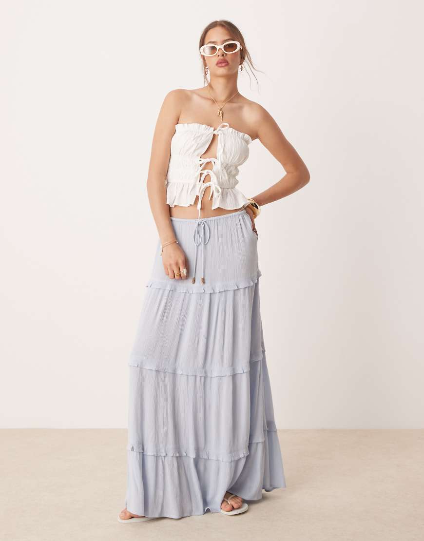 Miss Selfridge - Gestufter Maxirock in Hellblau-Bunt Miss Selfridge - Gestufter Maxirock in Hellblau-Bunt von Miss Selfridge