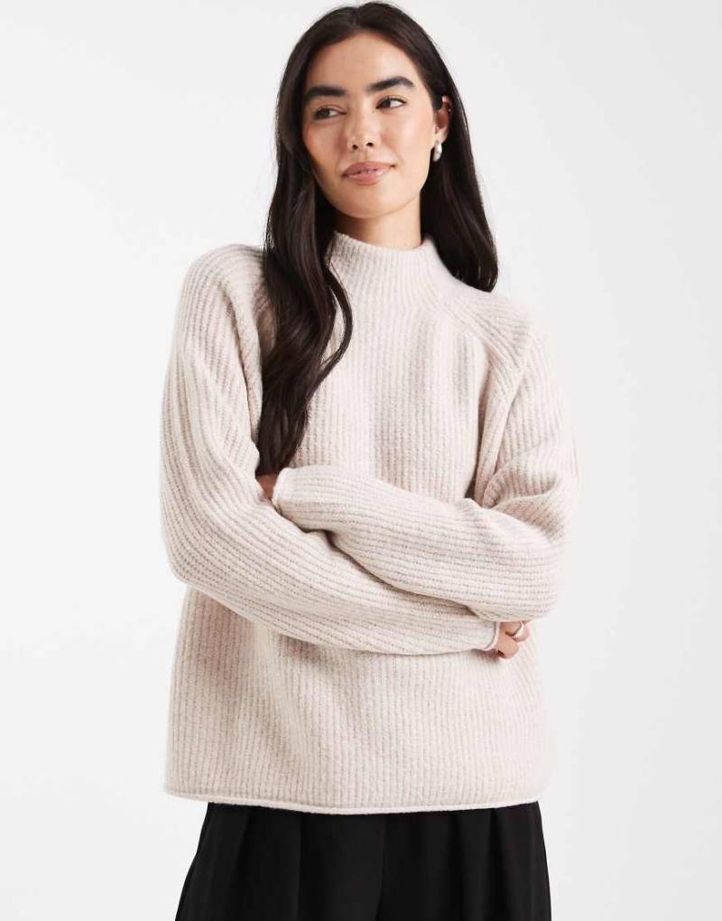 Miss Selfridge - Hochgeschlossener Oversize-Pullover in Haferbeige-Neutral von Miss Selfridge