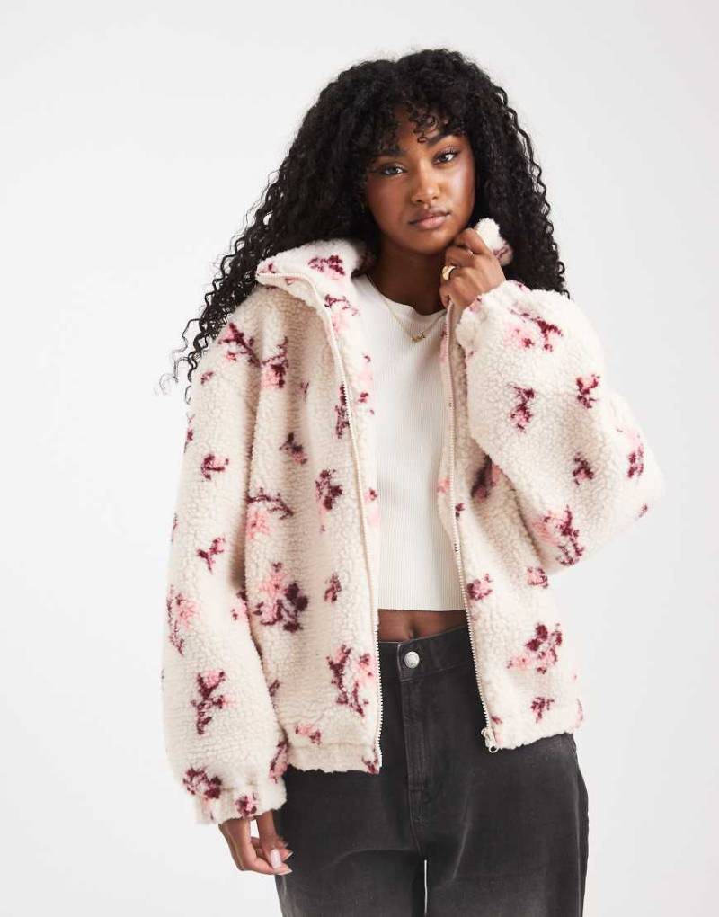 Miss Selfridge - Jacke aus geblümtem Teddyfell mit Reißverschluss-Bunt von Miss Selfridge