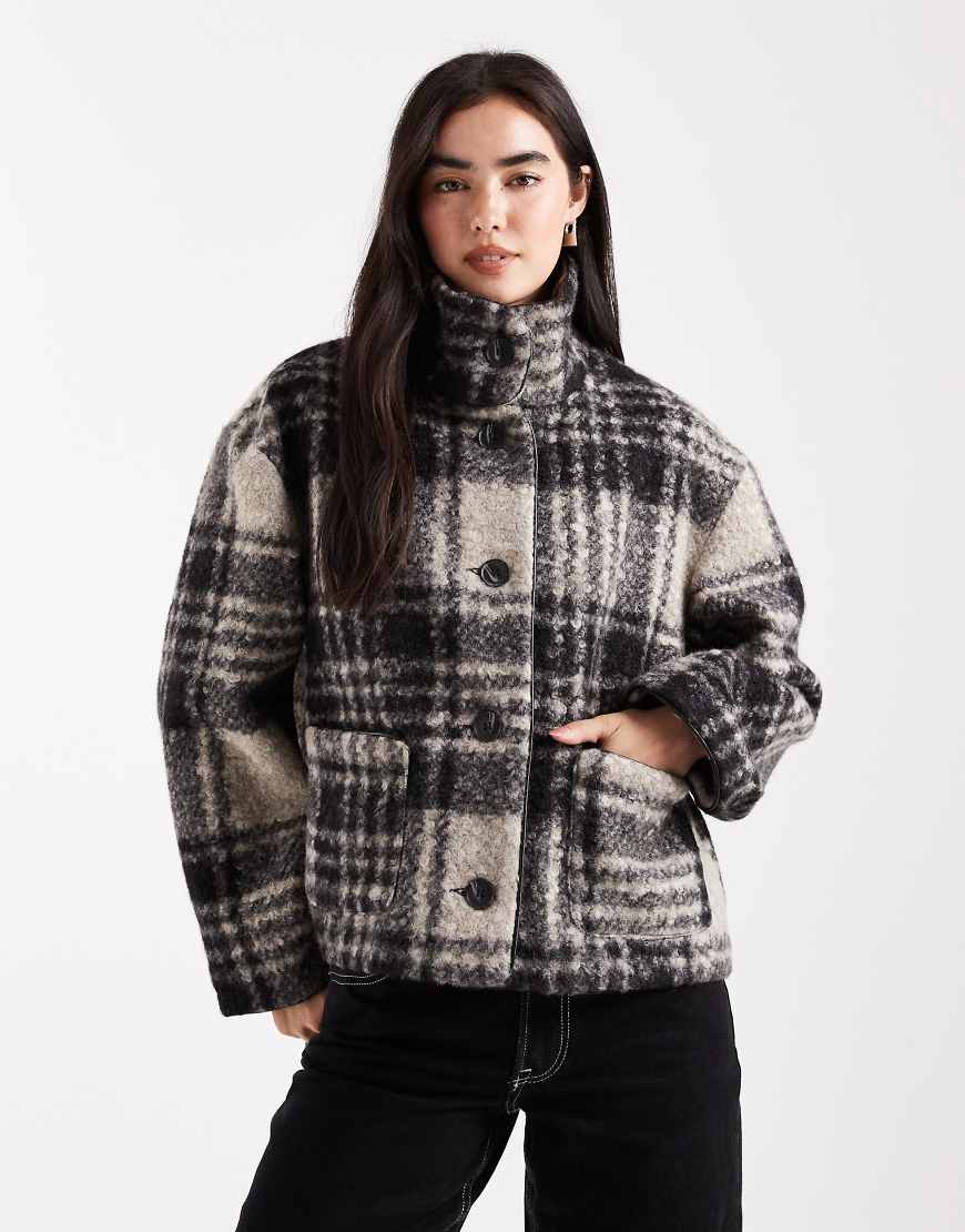 Miss Selfridge - Jacke in Schwarz/Weiß kariert mit kurzem Schnitt von Miss Selfridge