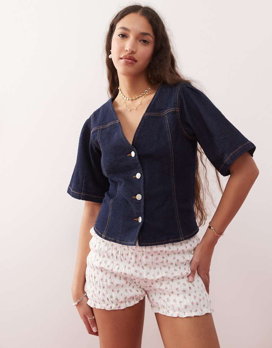 Miss Selfridge - Jeans-Oberteil in indigoblauer Waschung mit Puffärmeln-Lila Miss Selfridge - Jeans-Oberteil in indigoblauer Waschung mit Puffärmeln-Lila von Miss Selfridge