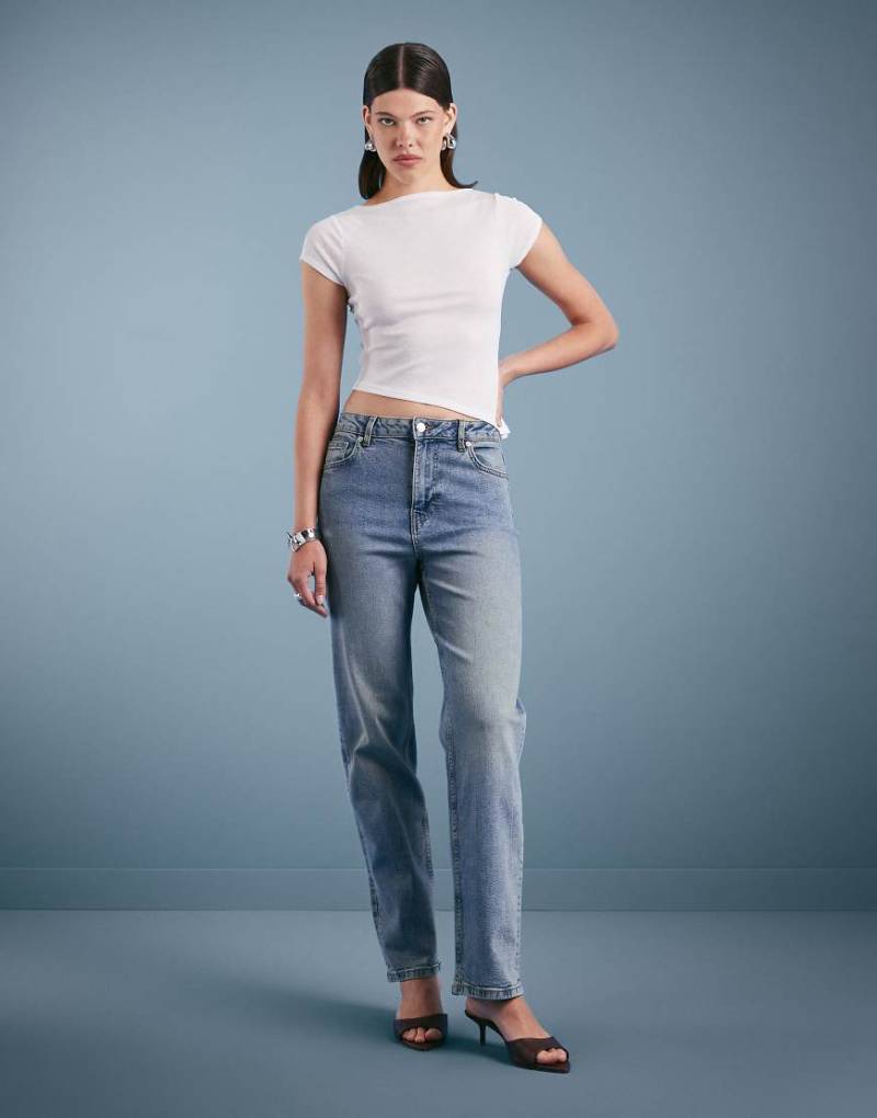 Miss Selfridge - Jeans in Dirty-Waschung mit geradem Schnitt-Blau von Miss Selfridge