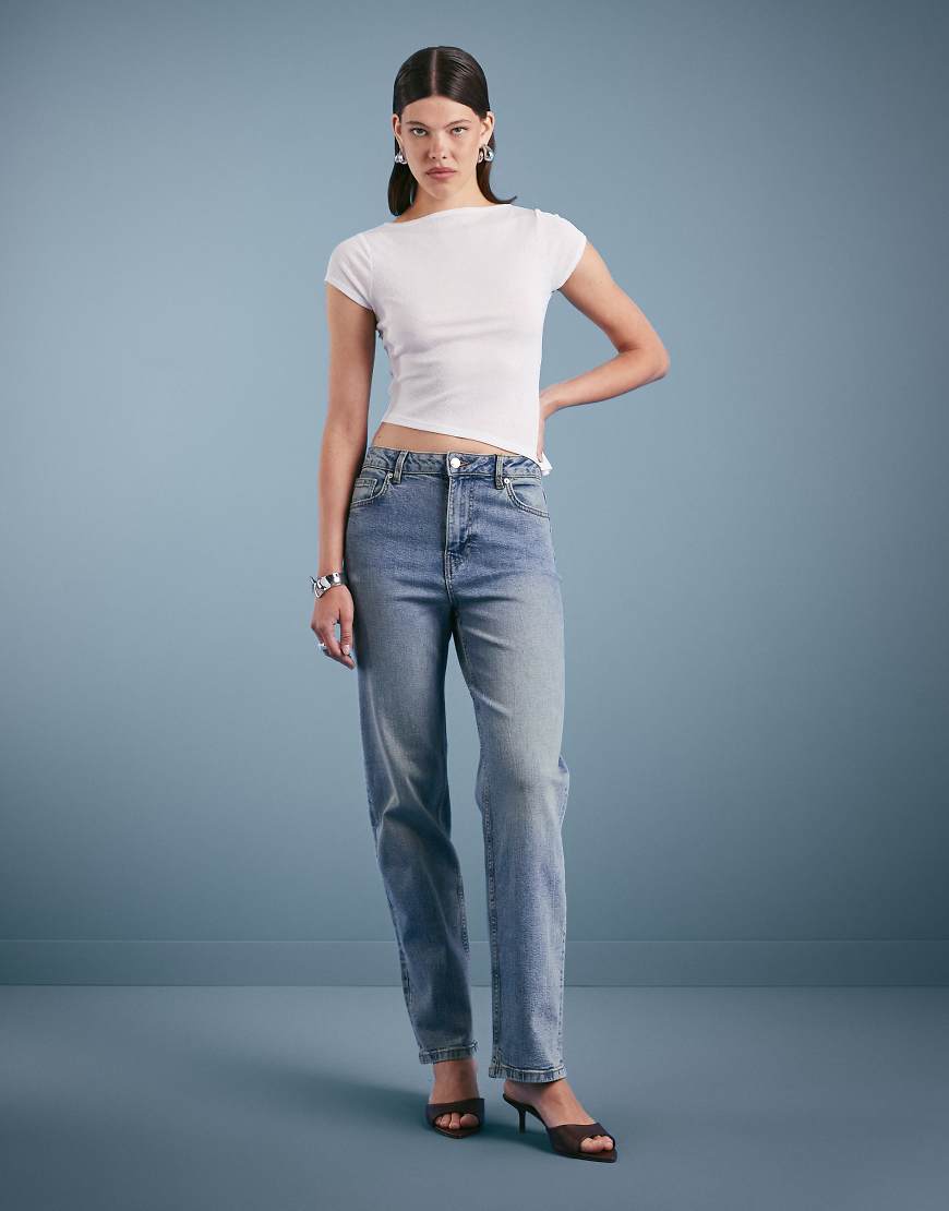 Miss Selfridge - Jeans in Dirty-Waschung mit geradem Schnitt-Blau von Miss Selfridge