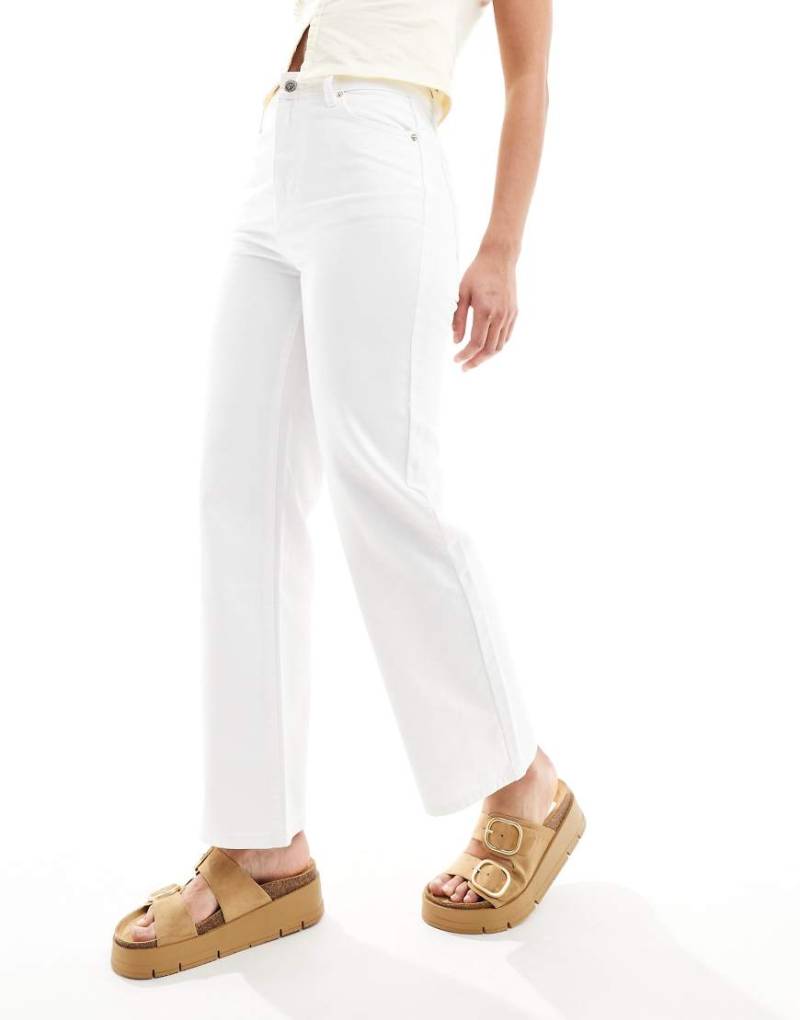 Miss Selfridge - Jeans in Weiß mit geradem Bein von Miss Selfridge