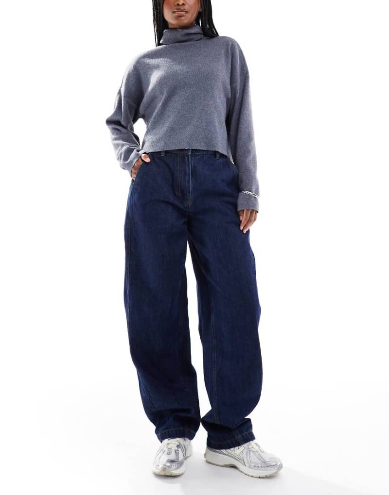 Miss Selfridge - Jeans mit weitem, abgerundetem Bein und Nahtdetail-Blau Miss Selfridge - Jeans mit weitem, abgerundetem Bein und Nahtdetail-Blau von Miss Selfridge