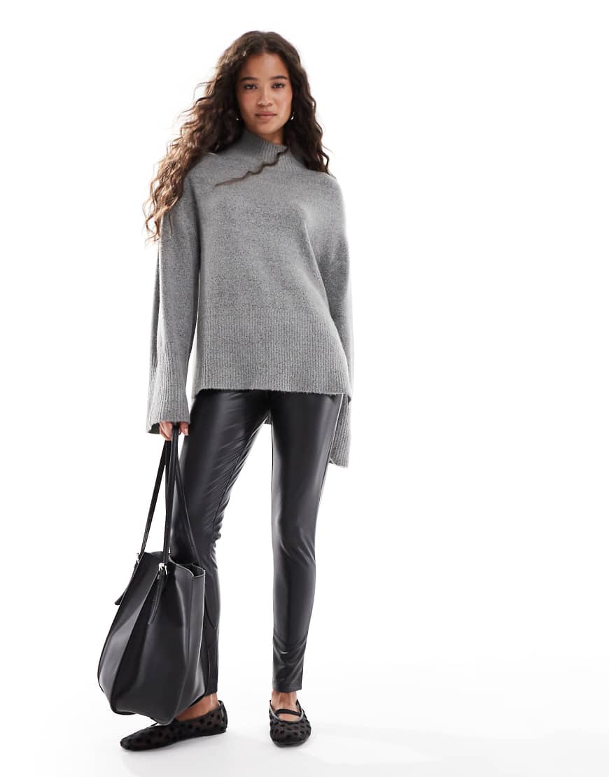 Miss Selfridge - Leggings zum Hochziehen aus Kunstleder in Schwarz Miss Selfridge - Leggings zum Hochziehen aus Kunstleder in Schwarz von Miss Selfridge