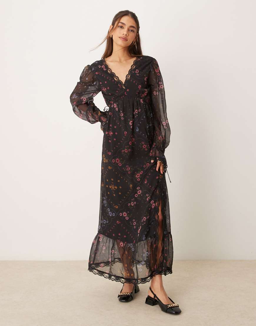 Miss Selfridge - Maxikleid mit Blumenmuster und Spitzenverzierung-Bunt von Miss Selfridge