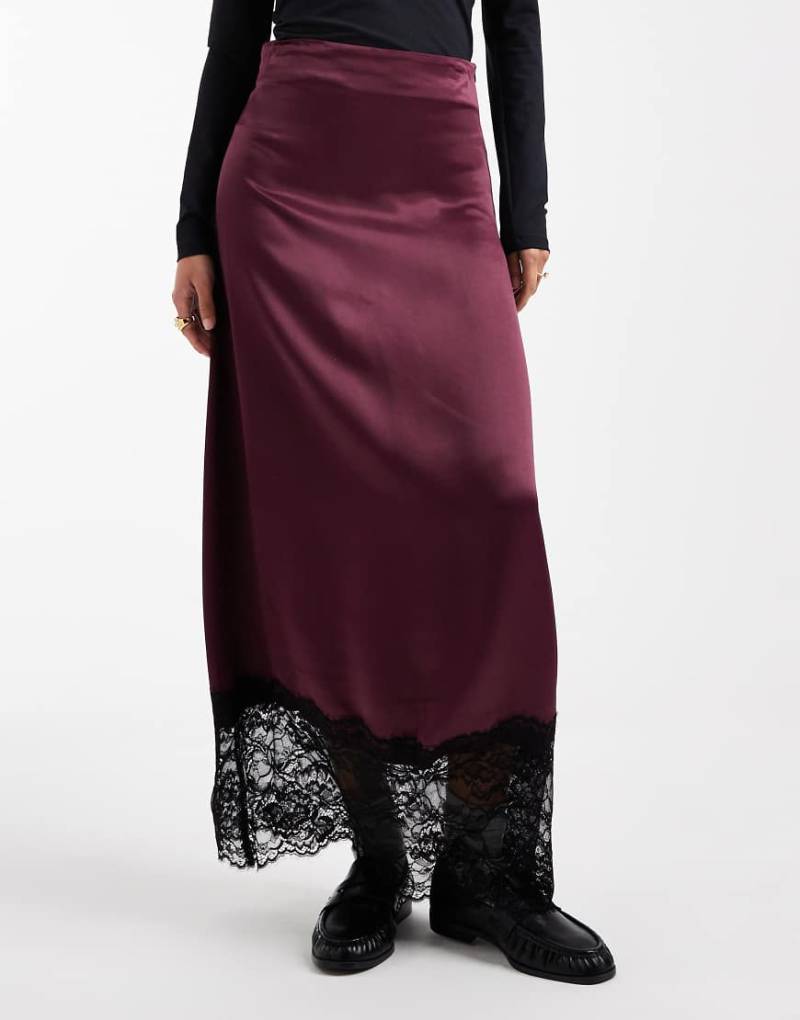 Miss Selfridge - Maxirock aus Satin und Spitze in Feige mit Schrägschnitt-Lila von Miss Selfridge