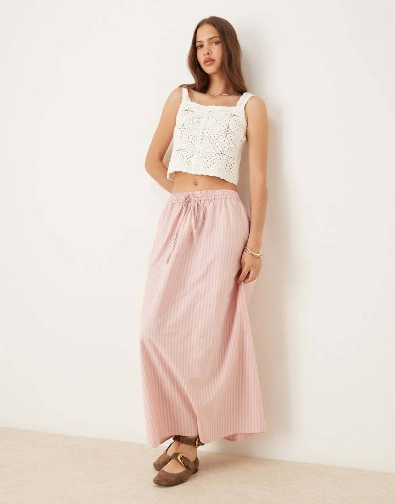 Miss Selfridge - Maxirock in Flieder gestreift-Rot von Miss Selfridge